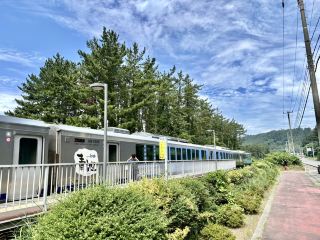 🚉십이호수역 1번지 녹색 연못을 만나보세요! 시라카미 산맥의 비밀스러운 장소로 향하는 로맨틱한 시작점
