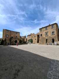 Timeless Beauty and Dramatic Views in Civita di Bagnoregio
