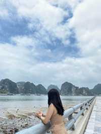 Vịnh Hạ Long - kiệt tác thiên nhiên 