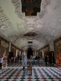 Exploring the Timeless Beauty of Rosenborg Slott