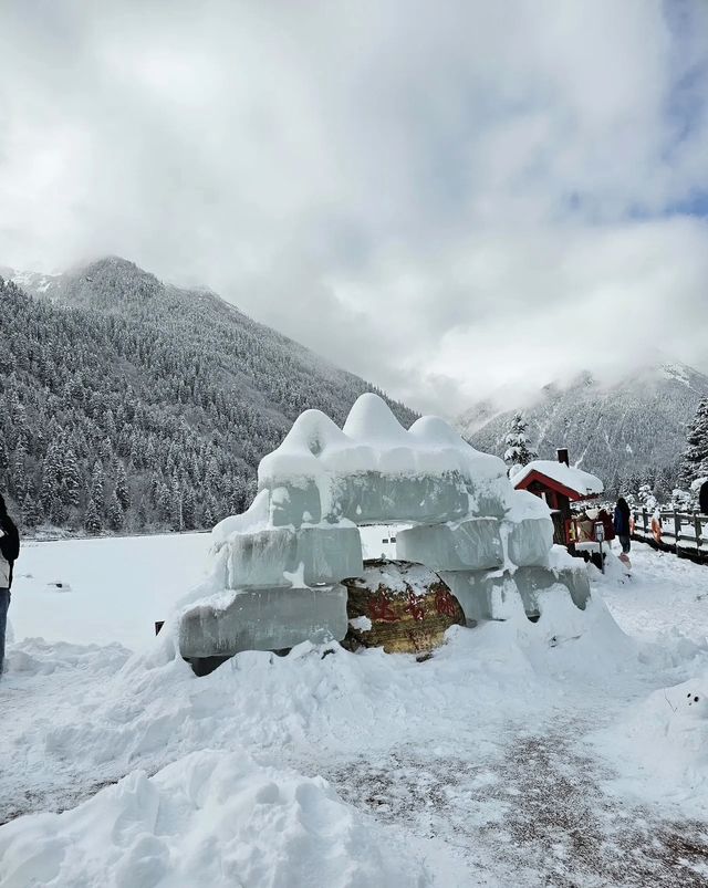 ต้ากู่ กลาเซียร์ (Dagu Glacier)