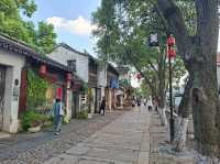 ✨️蘇洲熱門旅遊景點平江路💯漫步遊覧欣賞風景如畫的湖景😆品嚐當地特色小食🥰