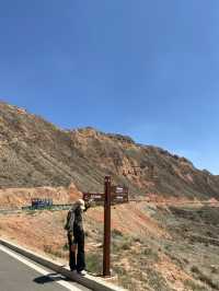 🌈 Shuimo Danxia — ภูเขาสีรุ้งกลาง Lanzhou