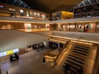 🎓🔬 Explore the Wonders of Science at The Science Museum, London 🌍✨