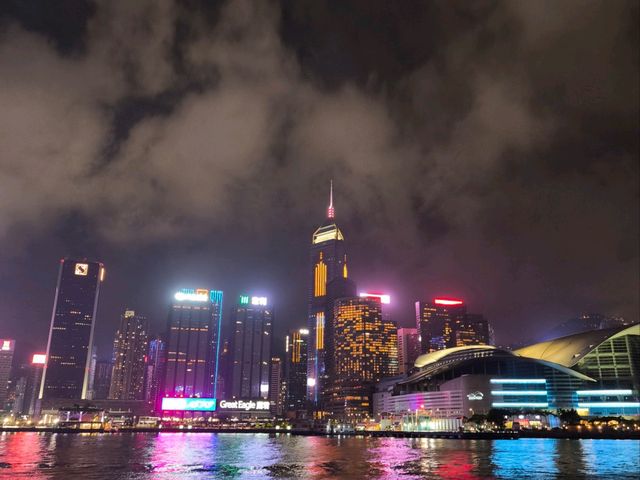 【🇭🇰維多利亞港|香港最美天際線】 【🇭🇰維多利亞港|香港最美天際線】