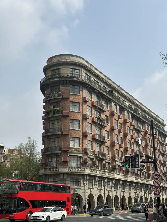 A Half-Day Itinerary Around Wukang Mansion 🪴 (Food & Cafes) 。