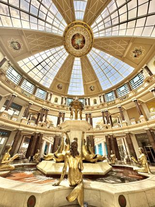 🛍️ A Perfect Day at The Trafford Centre 