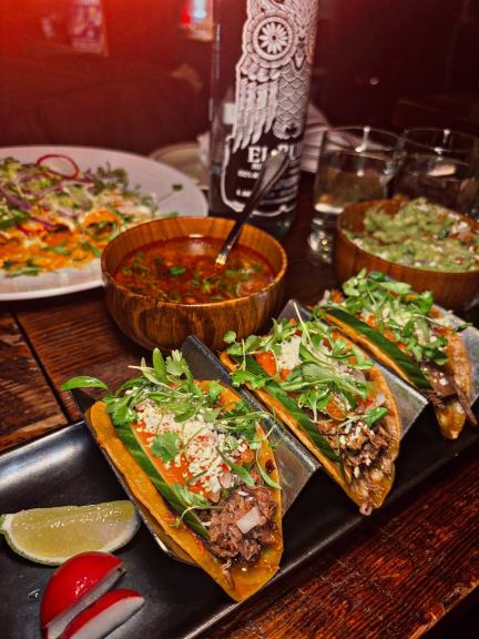 メキシコ料理 — 味のフェスティバル 🌮✨ | Trip.com メキシコ