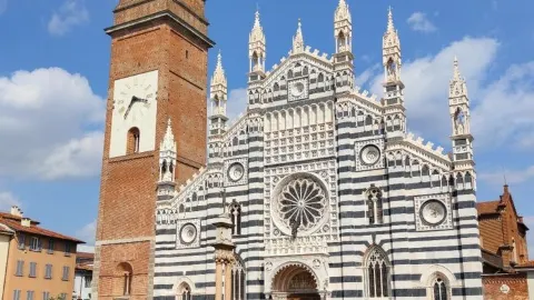 ロンバルディア州の知られざる至宝：モンツァがイタリアで最も過小評価されている穴場スポットである理由 — traveler post in モンツァ