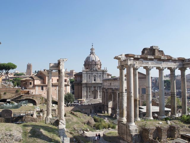 An inside look of the Pantheon 