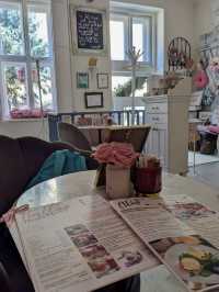Vintage World Cafe & Flower