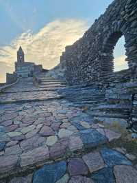 PORTOVENERE : A Castle at the peak of an Italian coast