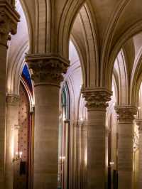 ⛪️ Notre-Dame de Paris: The Soul of Gothic Splendor on the Seine 🕯🇫🇷