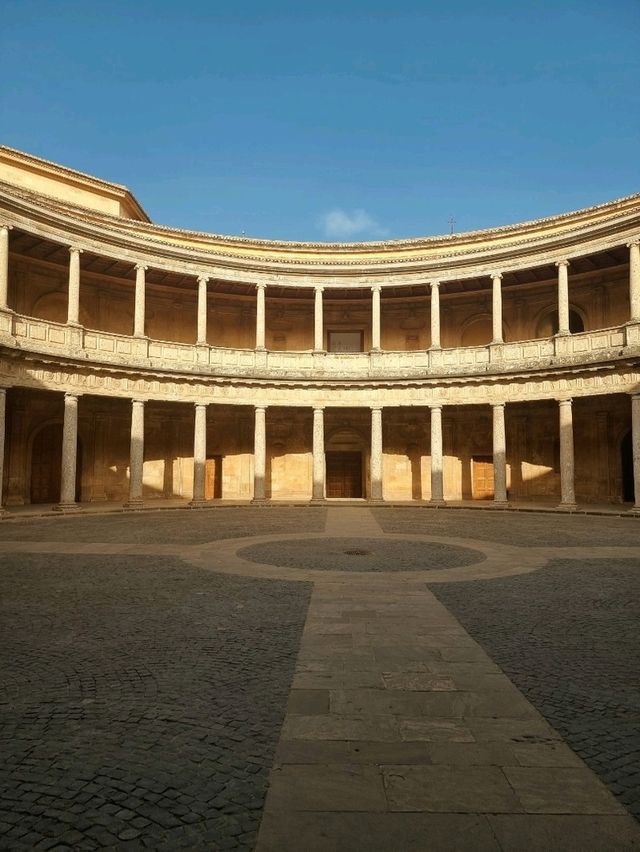 A Budget-Friendly 2-Day Trip to Granada for Under €100