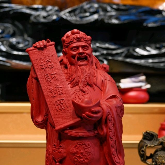 Serene Encounters in Yangshuo’s West Street 🌸🪷