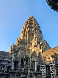 🌅 Magical Sunrise at Angkor Wat, Cambodia 📸