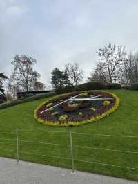 Autumn 🍂 Charms of Geneva 🍫  🫕 🧀 