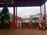 Kaunas Christmas Spirit: Golden Art Deco Glow