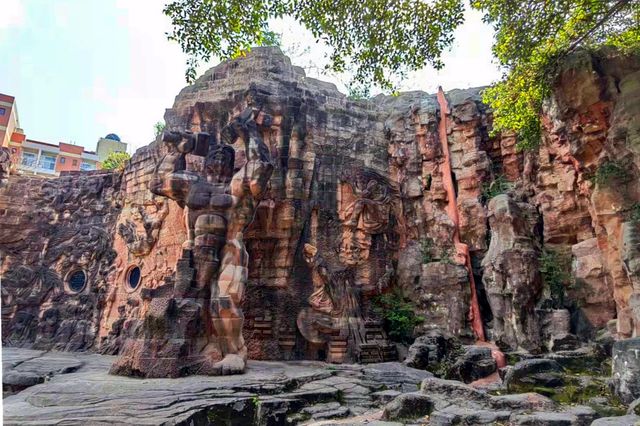 Sichuan Deyang Stone Carving Park