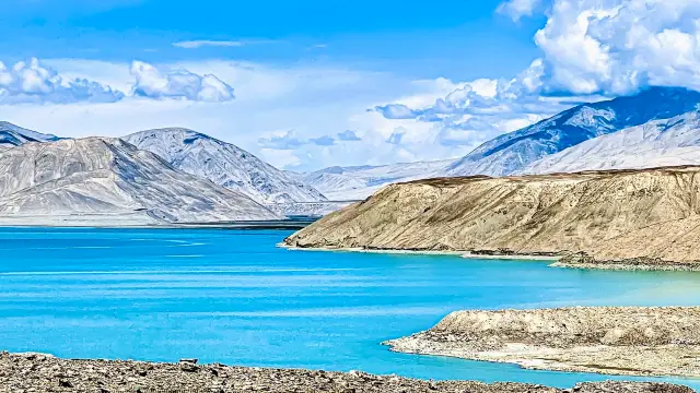 The shining pearl on the Pamir Plateau - Baisha Lake