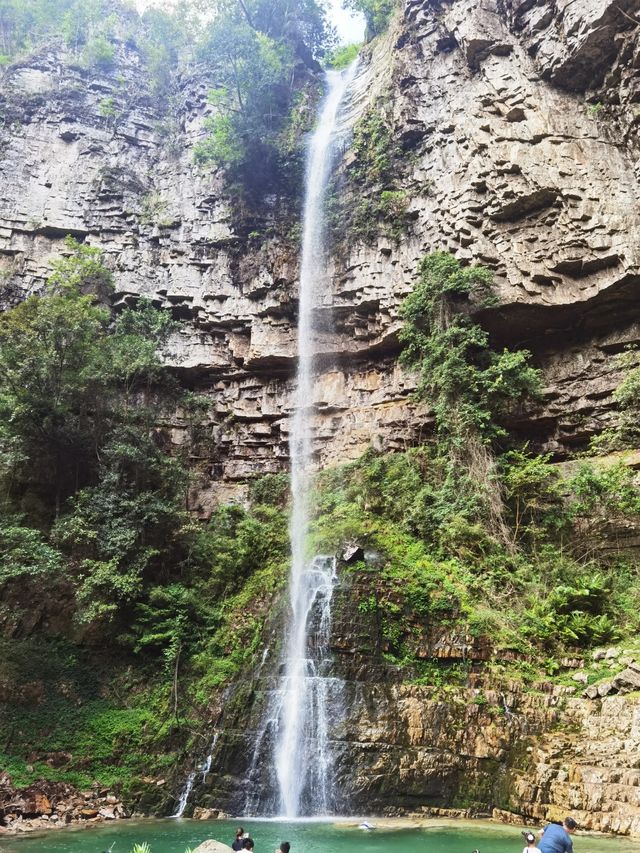 夾縫岩景區貴州獨山縣夾縫岩