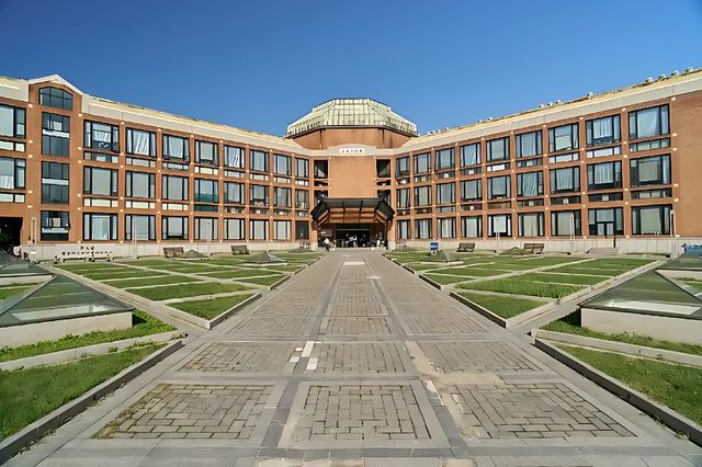 清華大學：百年名校的學術聖地