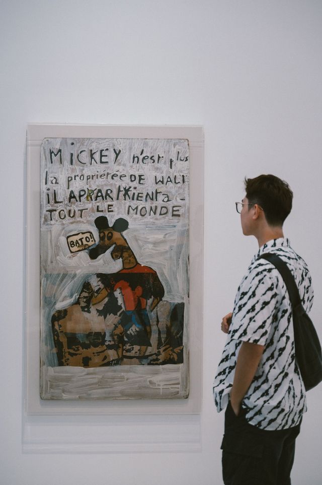 一直很喜歡西岸美術館的感覺，不管是館內的展還是沿著江邊的風景，都可以讓我在這裡放鬆一下午