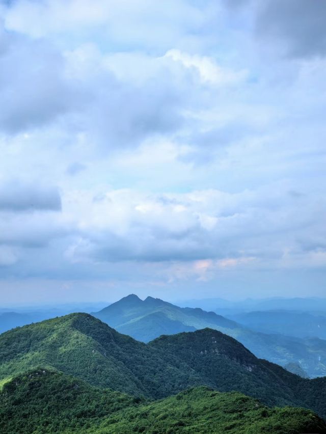 斗篷山絕境過後的狂歡