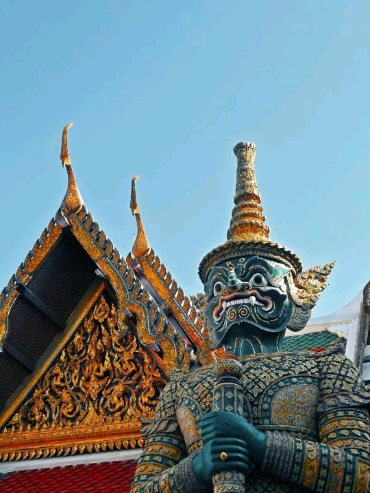Stunning Jade Buddha Temple in Bangkok 🇹🇭