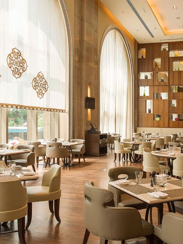 🌟 Mysore Marvels: Stay in Style at Radisson Blu Plaza! 🌟