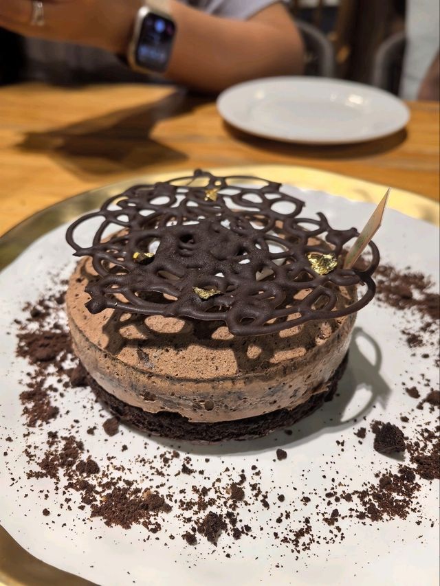 Mouth watering food, and exceptional decor design