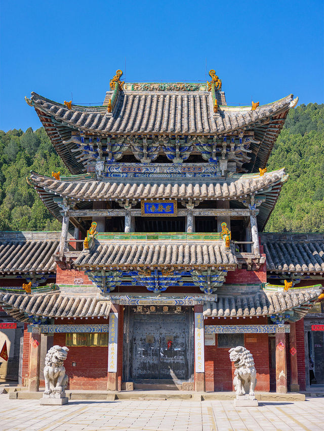 祝你擁有神奇的一天——定林寺（山西古建築）。
