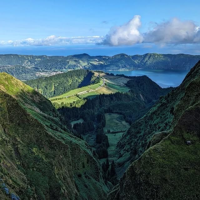 葡萄牙聖米格爾島國王觀景台：俯瞰火山湖的絕美視野
