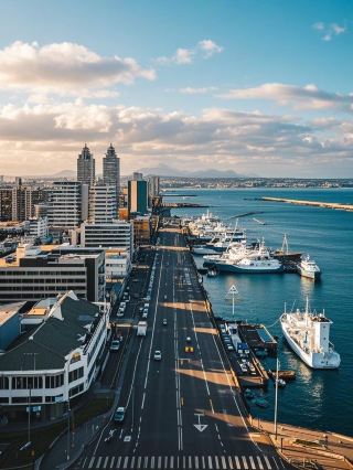 Gqeberha (Port Elizabeth): A Kaleidoscope of Coastal Charm