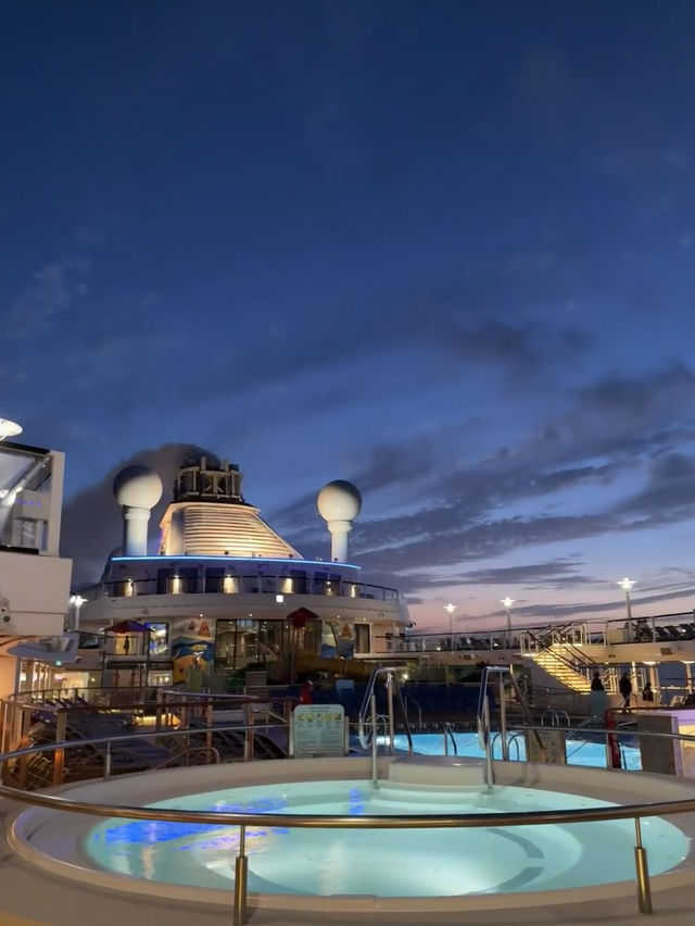 🚀 Royal Caribbean Spectrum of the Seas Review | The Ultimate "Pigging Out at Sea" Experience!