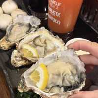 大阪梅田必吃！隱藏版深夜食堂鮮到掉眉毛😭