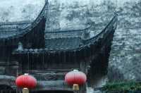 雨洗西遞：一幅暈開的水墨長卷