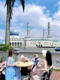 Universiti Malaysia Sabah and the floating mosque can never go back to eight years ago 🇲🇾😍