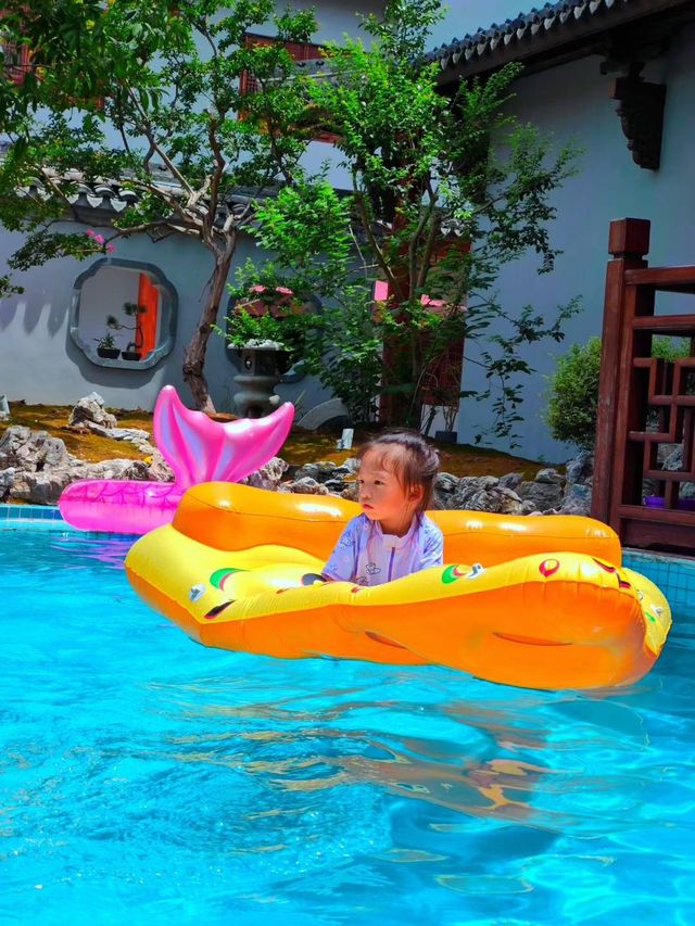 住進「嚮往的生活」，這間民宿藏著理想夏天