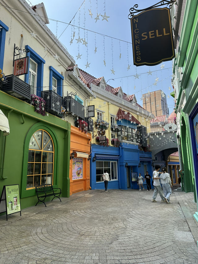 Melania Town: Shenzhen’s Hidden Gem Near Window of the World