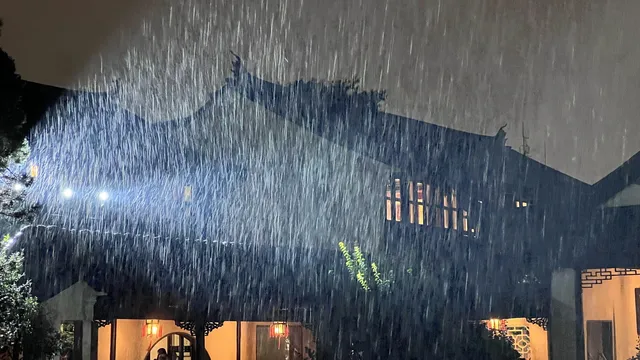 蘇州夜遊天花板:網師園的暗夜非遺表演 蘇州夜遊天花板:網師園的暗夜非遺表演