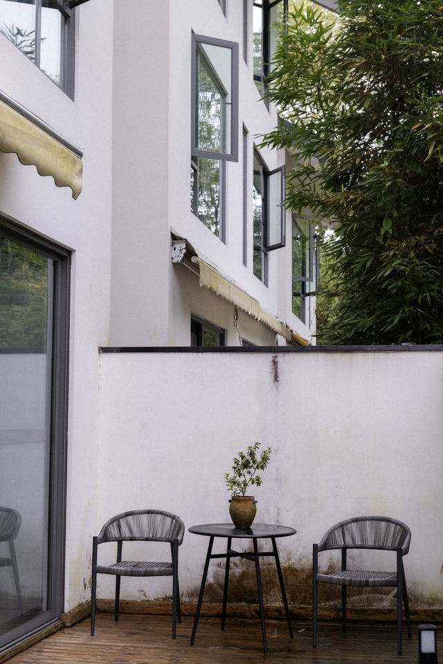 青城山避世神店私湯泡著看山霧