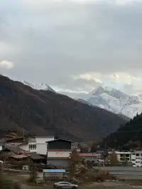雅拉雪山：藏地王冠上的耀眼明珠