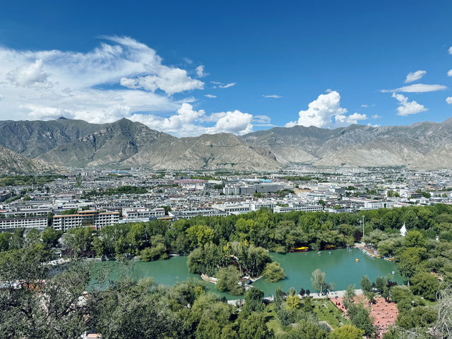 布達拉宮一日遊——藏式建築拍照全攻略