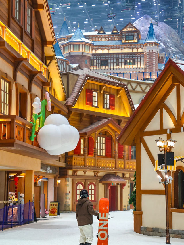 Shanghai’s Epic Indoor Ski Resort – Ice, Snow & Insta-Worthy Vibes! Shanghai’s Epic Indoor Ski Resort – Ice, Snow & Insta-Worthy Vibes!