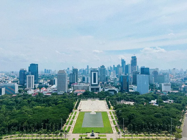 印尼•雅加達｜兼具歷史感和美感的獨立紀念碑