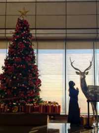 我想說，其實這個甜品車可以最早推上來