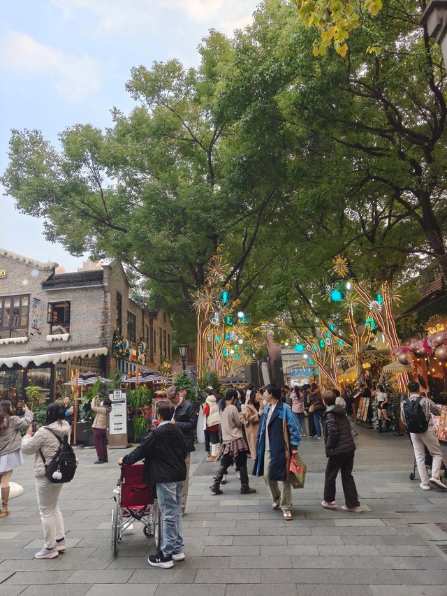 上海新天地聖誕氣氛正濃 上海新天地聖誕氣氛正濃