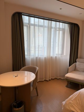 Спаситесь от зимней стужи! Приезжайте в Луфэн, Шаньвэй, и остановитесь в сказочном бело-голубом раю, идеально подходящем для фотосессий во время зимнего отдыха!