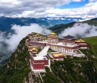 Cliffside Buddhist Kingdom in Western Sichuan, little known to many!